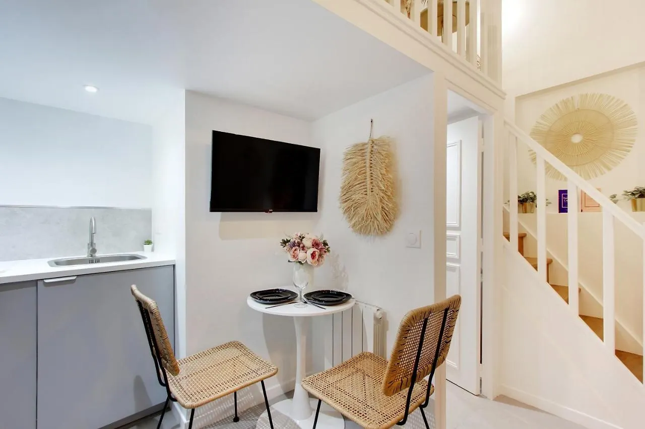 Cosy Studio Duplex - Arc De Triomphe Apartment Paris